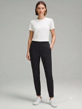 Roots Canada Women's Black Cotton Blend Casual Joggers / Athletic Pants Size M
